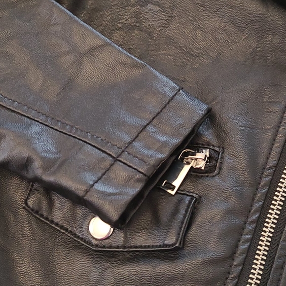 Kids vegan leather jacket - Picture 3 of 4